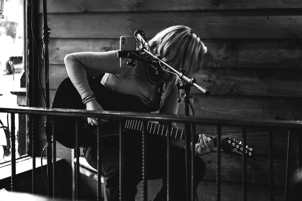 acoustic
