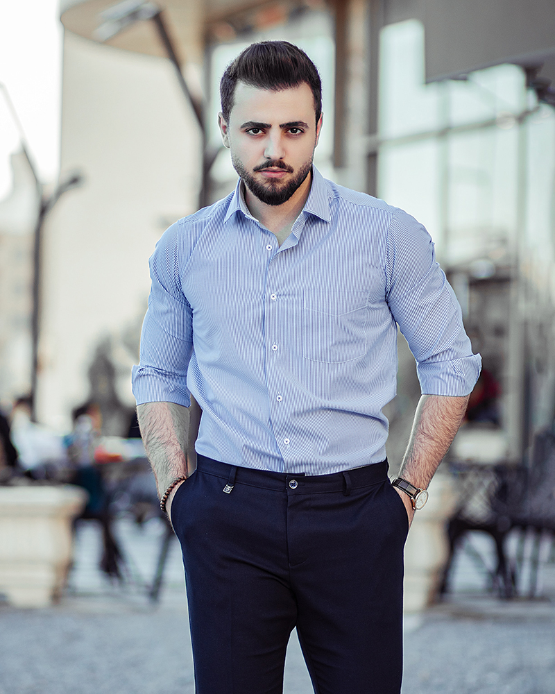 blue_shirt